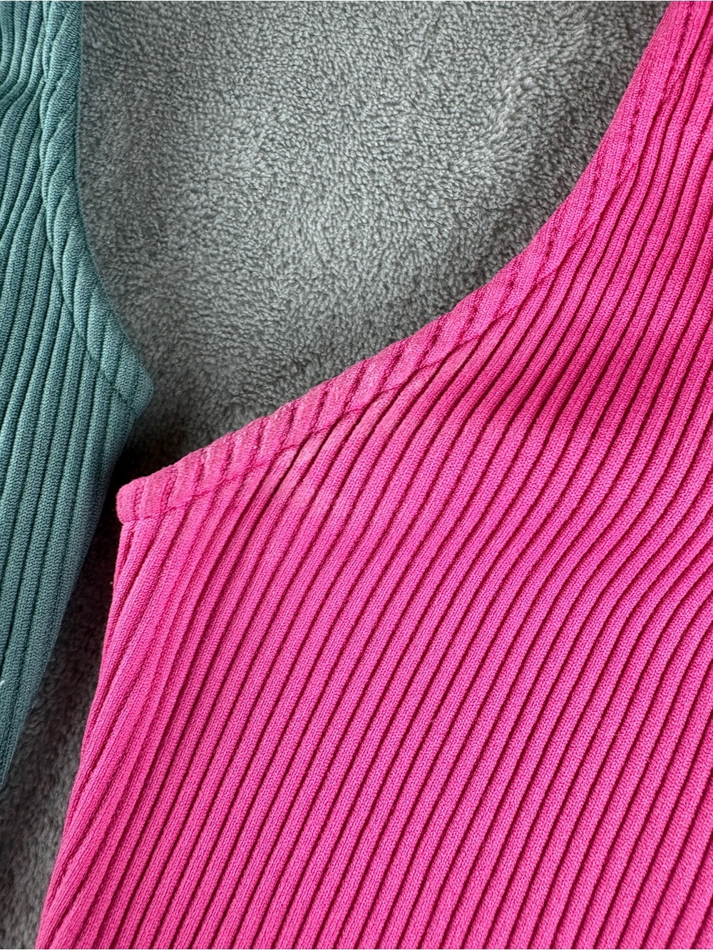 Dynamite Ribbed Crop Tank Tops 4-Pack XS - Picture 4 of 7